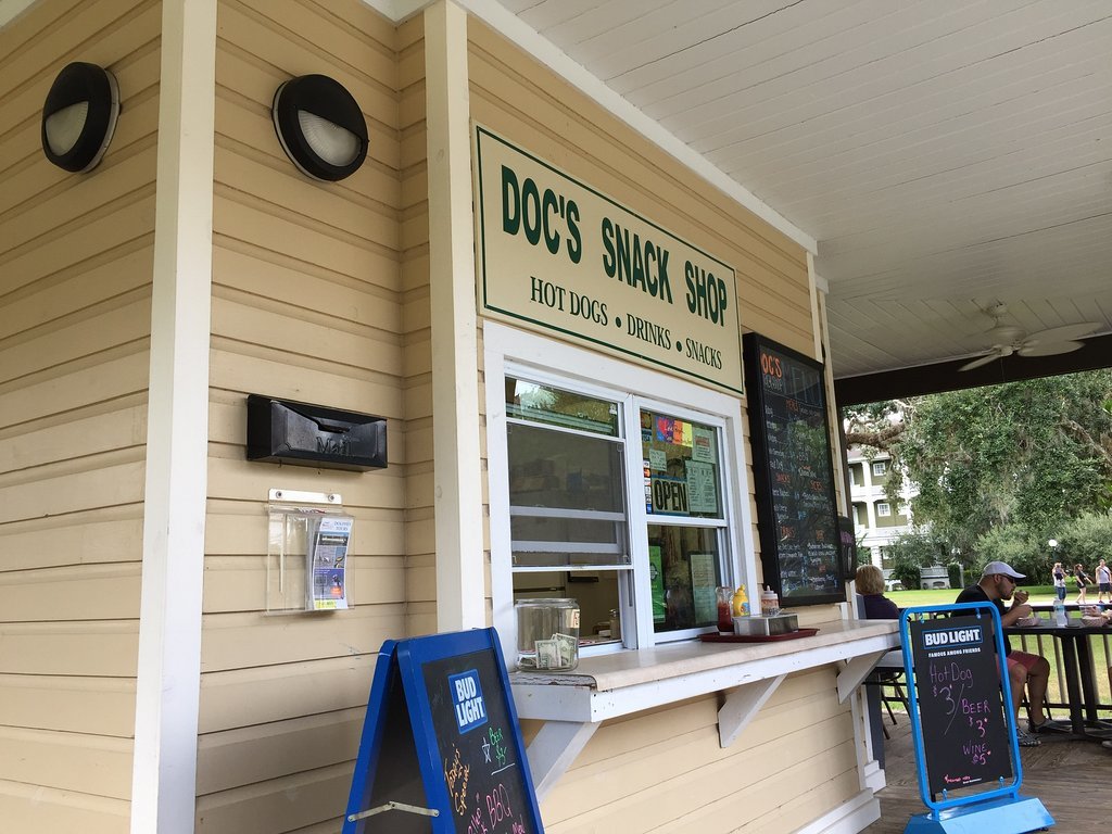 Doc`s Snack Shop