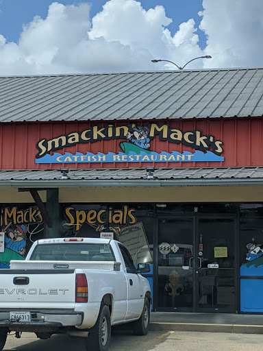 Smackin Macks